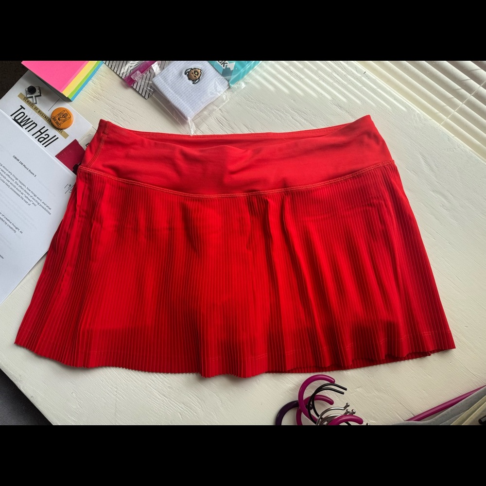 Lululemon red skirt